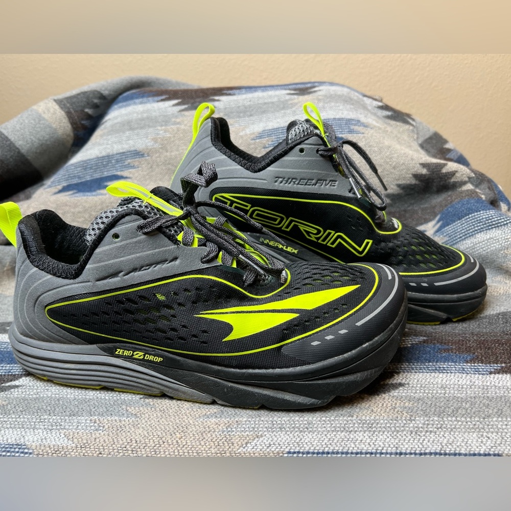 Men’s Altra Torin size 9 Black, Grey and Neon Yellow
